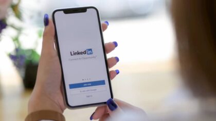 Job seeker settings on LinkedIn